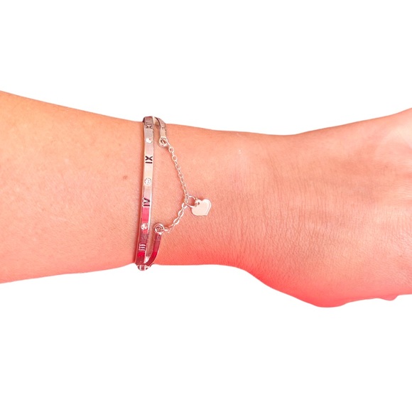 Roman Numeral Rhinestone Bracelet - Picture 10 of 10